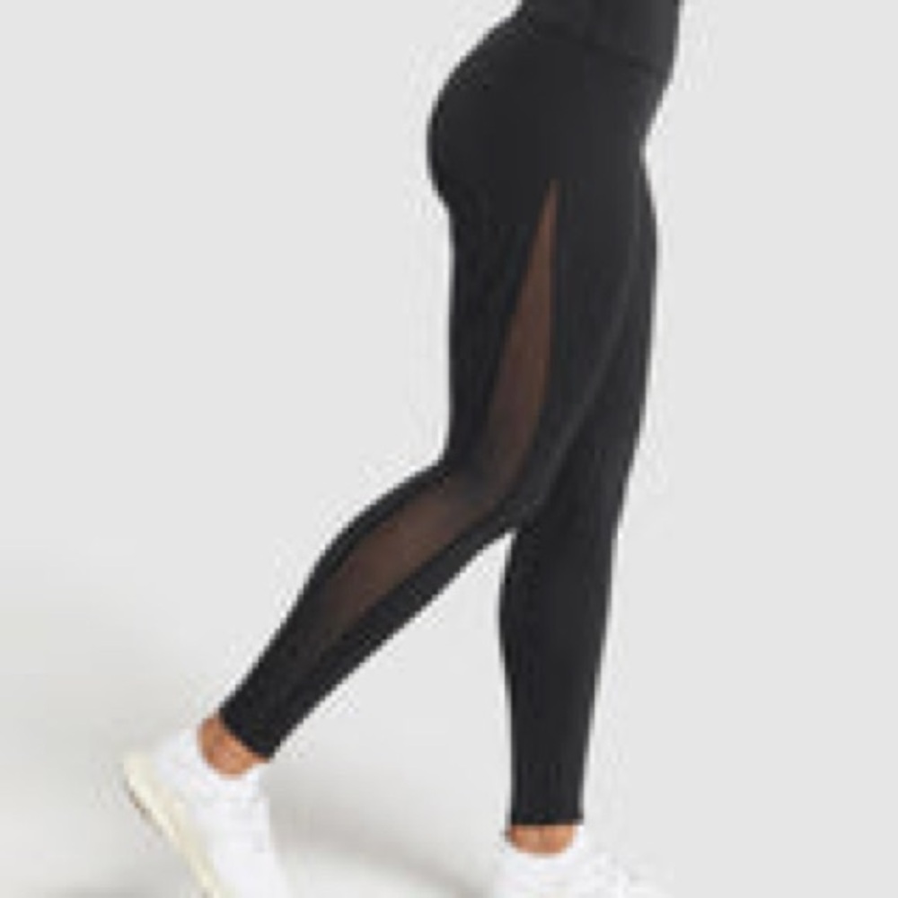 NEW without tags Gymshark black mesh panel leggings.